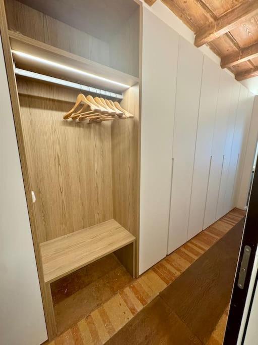Splendido Bilocale In Via Madonnina, Zona Brera Lägenhet Milano Exteriör bild