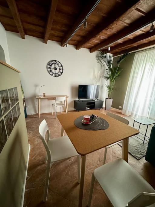 Splendido Bilocale In Via Madonnina, Zona Brera Lägenhet Milano Exteriör bild